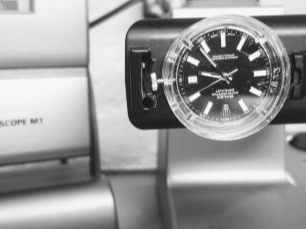 Rolex watch service and restoration