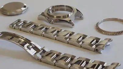 Rolex case and bracelet components during service
